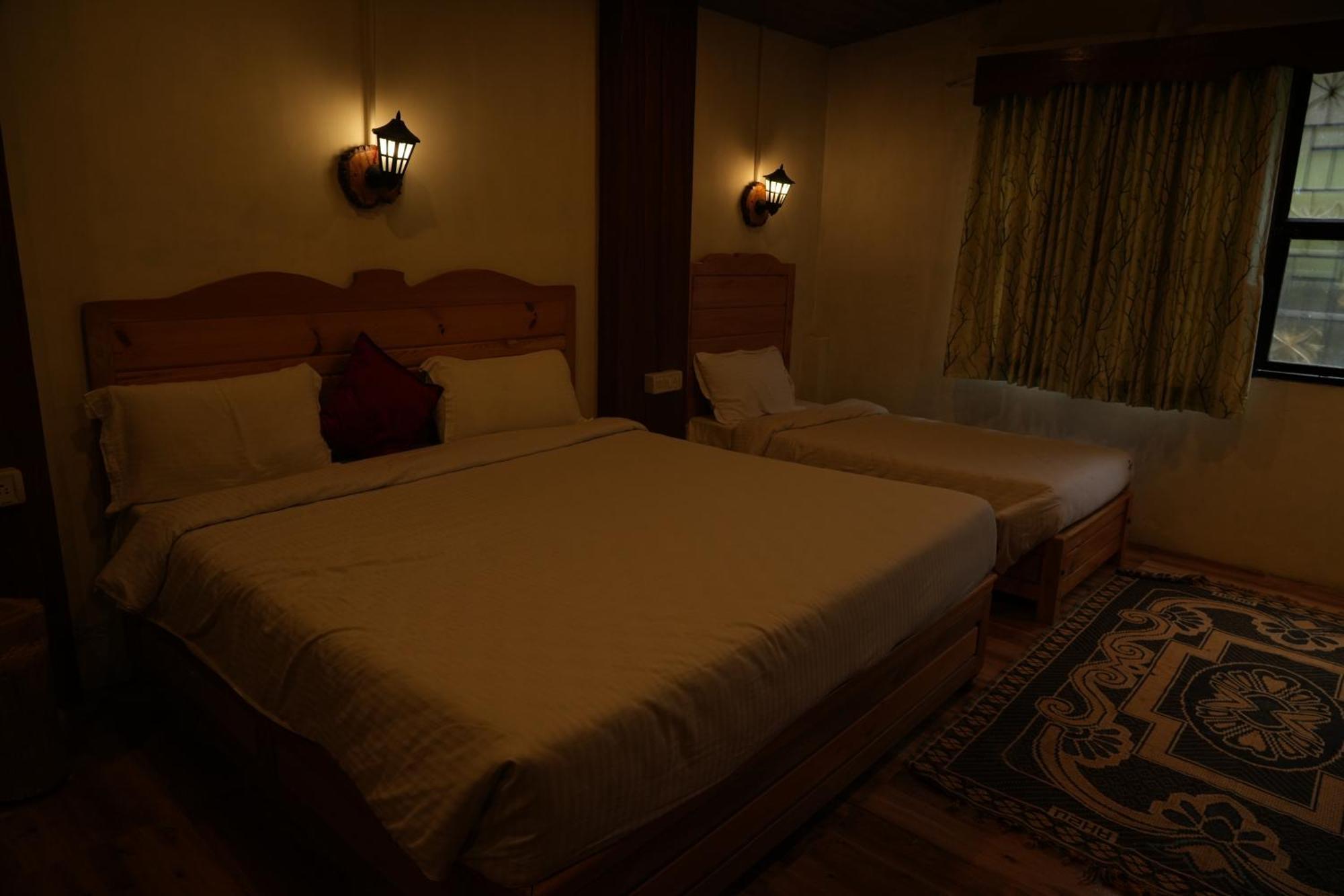 Vetrivel International By Brown Tree Resorts Кодайканал Экстерьер фото
